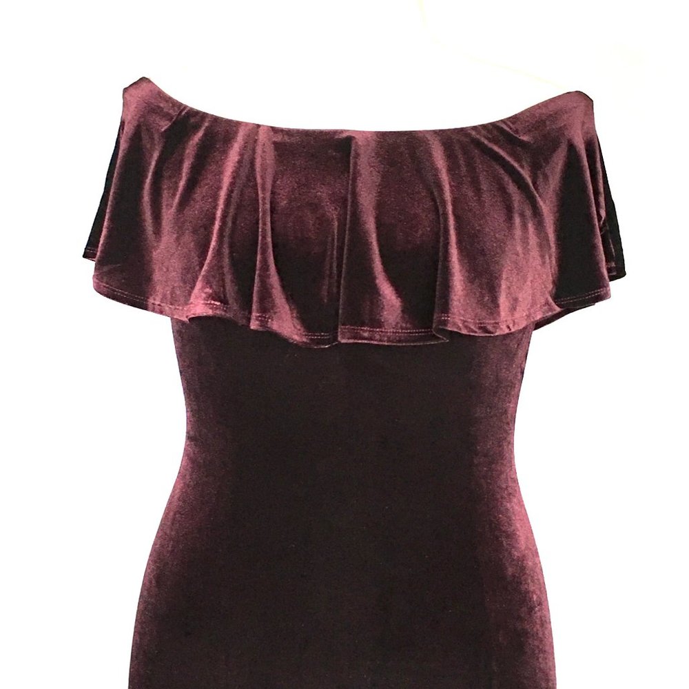 MORE SIZES ! Dress Aubergine Ruffle.